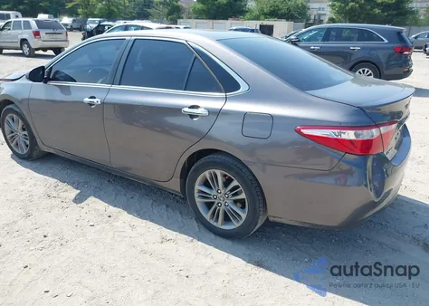 2015 Toyota Camry Se z USA, uszkodzony, nr VIN 4T1BF1FK7FU972763